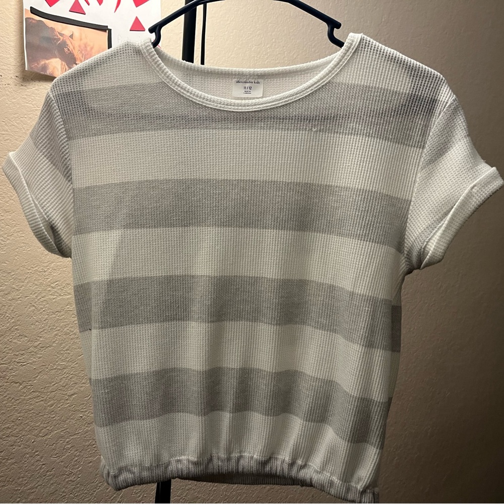 Abercrombie Kids Gray and White Striped Tee